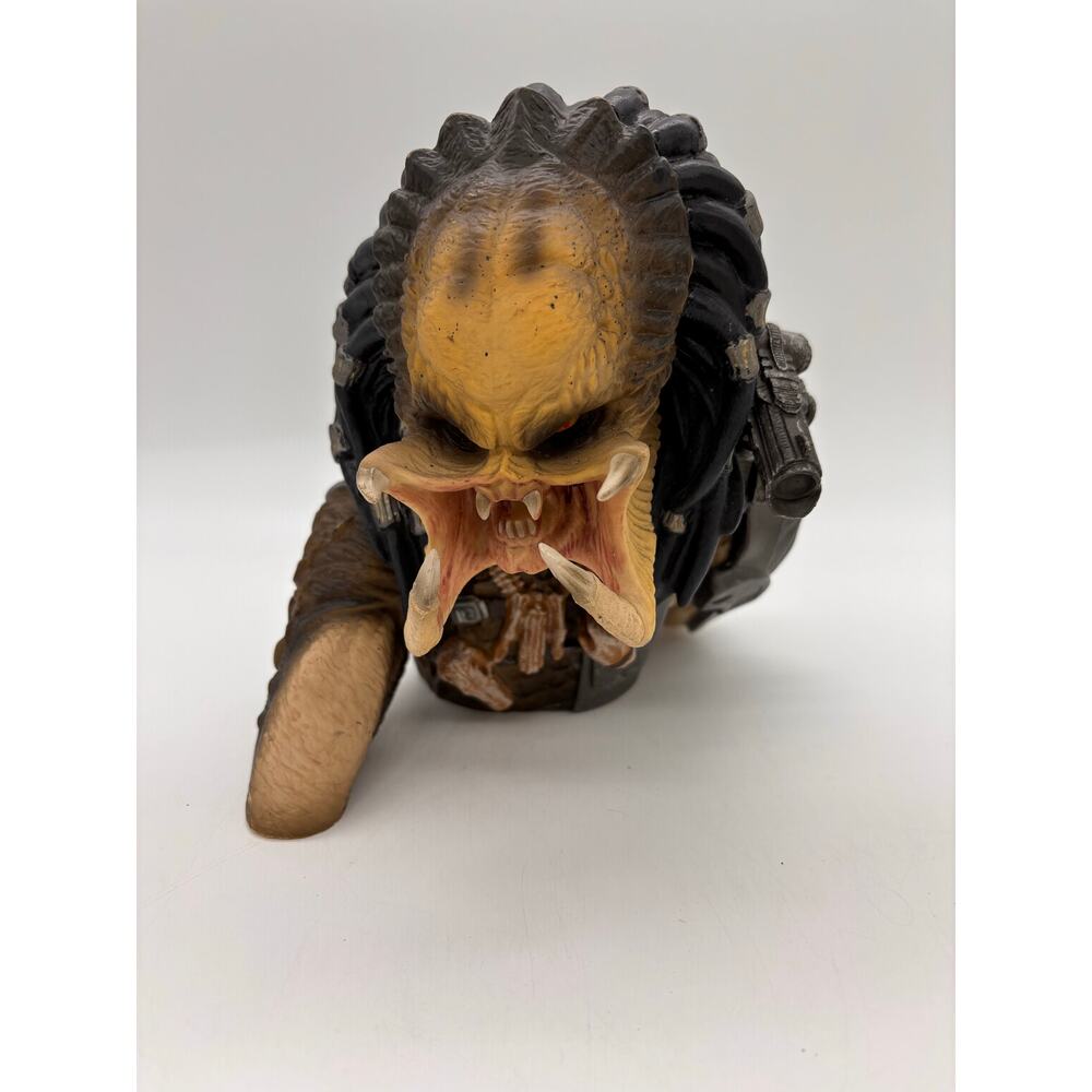 Predator Open Mask Diamond Select vinyl bank